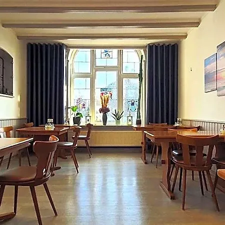 Muenchner Loewenbraeu 3*