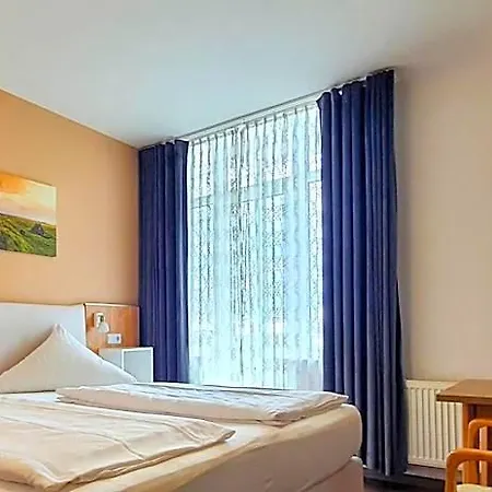 Hotel Muenchner Loewenbraeu 3*